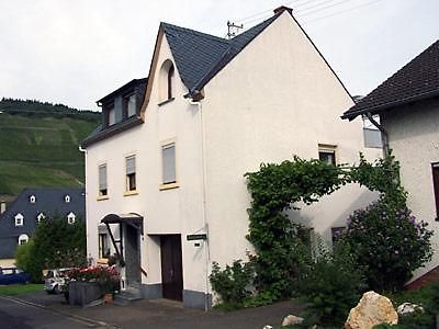 Anneliese Schmitgen Bed & Breakfast Бернкастел-Кюс Екстериор снимка